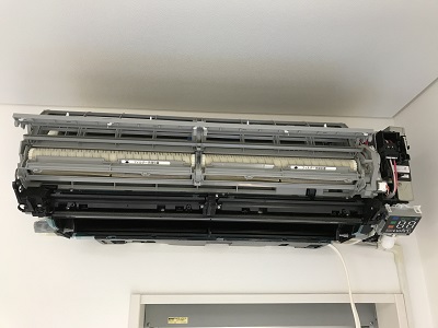 エアコン本体