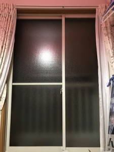 掃出し窓